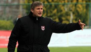 Jarni ist aktuell vereinslos. Zuvor trainierte er Kroatiens Nachwuchs sowie in Indien und arbeitete bei Hajduk Split, NK Istra, FK Sarajevo, Pecsi MFC und Puskas AFC als Cheftrainer.