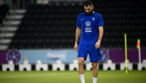 Der nächste WM-Schock für Frankreich: Karim Benzema, in den letzten Wochen schon angeschlagen, musste das Training am Samstag abbrechen. Am Abend gab der Verband bekannt, dass die gesamte WM für den Ballon-d'Or-Gewinner gelaufen ist ...