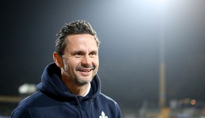 Lilien-Coach Dirk Schuster kann im Mai den Durchmarsch von der 3. Liga in die Bundesliga packen