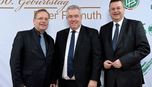 Rainer Koch (l.) geht davon aus, dass 1860 bis in die Regionalliga Bayern absteigen wird