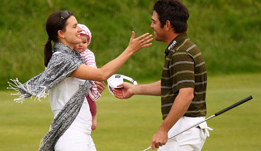 Louis Oosthuizen wurde nach seinem British-Open-Sieg von seiner Frau Nel-Mare empfangen