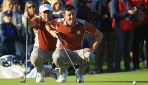 Ian Poulter und Rory McIlroy sind mit Europa beim Ryder Cup auf Kurs.