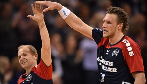 Andres Eggert (l.) und Lars Kaufmann (r.) bleiben mit der SG Flensburg-Handewitt weiter auf Kurs