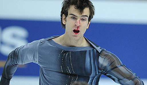 Das Eric Radford in Wahrheit ein Vampir ist, ist ein bislang nicht bestätigtes Gerücht