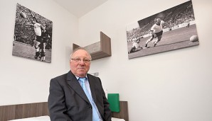 Auch Ex-Nationalspieler Uwe Seeler kündigte sein Kommen an