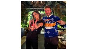 DAVID BECKHAM setzt direkt ein Zeichen! Der Schriftzug "Spice World" dürfte auch Frau Victoria aka "Posh Spice" glücklich machen.