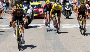 Da werden Erinnerungen wach: Primoz Roglic und Tadej Pogacar liefern sich auf der 11. Etappe einen heißen Kampf.