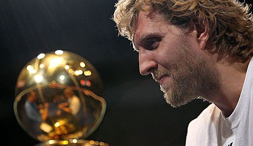 Laut Bayern-Boss Uli Hoeneß wird NBA-Champion Dirk Nowitzki nicht in München spielen