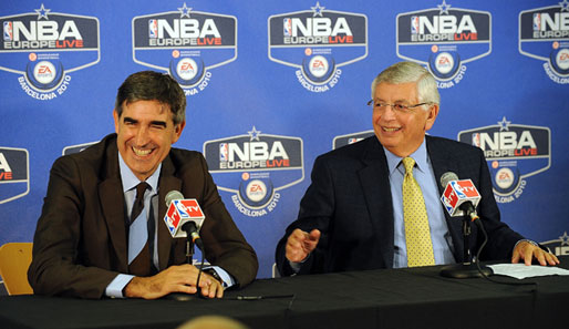 Euroleague-Boss Jordi Bertameu und NBA-Kollege David Stern bei einer Pressekonferenz 2010