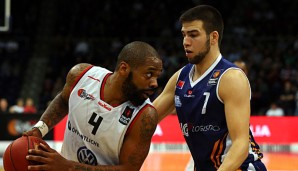 Jusuf El Domiaty (r.) spielt seit 2012 bei den Eisbären Bremerhaven