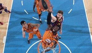 Tibor Pleiß war für 4 Punkte und 10 Rebounds gut