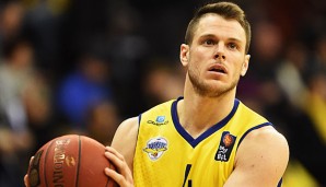 Chris Kramer hat seinen Vertrag bei den EWE Baskets Oldenburg um ein Jahr verlängert