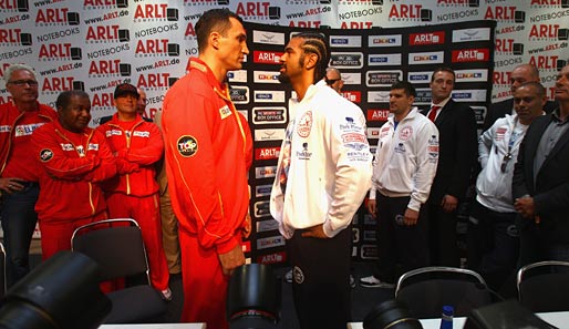 David Haye (r.) steht am Samstag in Hamburg Wladimir Klitschko im Ring gegenüber