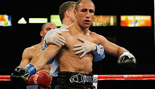 Arthur Abraham wird im Januar 2012 sein Comeback im Mittelgewicht geben