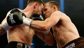 Jürgen Brähmer (r.) und Enzo Maccarinelli im Infight