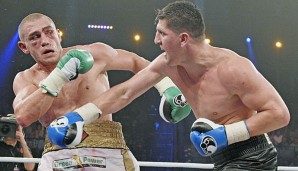 Marco Huck (r.) wurde für seine Leistungen belohnt