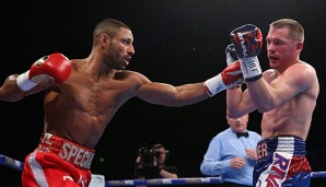 Kell Brook (links) schlug Kevin Bizier in der zweiten Runde k.o. und verteidigte damit seinen Titel