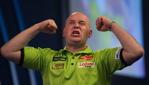 Michael van Gerwen gewann sein zweites Match gegen Adrian Lewis