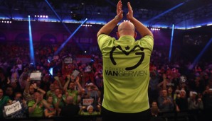 Michael van Gerwen hat seinen Titel in der Premier League of Darts verteidigt