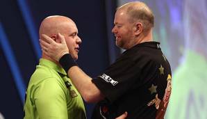 Michael van Gerwen und Raymond van Barneveld haben im vergangenen Jahr gewonnen.