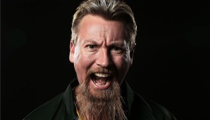 Simon Whitlock (Australien): The Wizard kam Down Under im Alter von 15 Jahren zum Darts. Er stieg 2003 bei der PDC ein, wechselte dann zur BDO und wieder zurück. Whitlocks Hobby sind tropische Fische, früher war er Maurer.