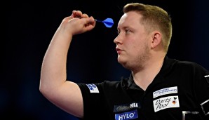 Der deutsche Dartsprofi Martin Schindler steht im Achtelfinale der Players Championship Finals im englischen Minehead.