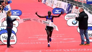 Lucas Rotich brauchte für die 42,195-Kilometer-Strecke 2:07:17 Stunden