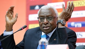 Lamine Diack muss sich derzeit in Frankreich juristisch verantworten