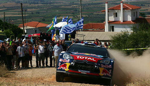 Sebastien Ogier hat die Rallye Akropolis für sich entschieden und einen WM-Dreikampf entfacht