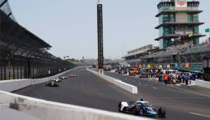 Rennfahrer Marco Andretti auf dem Indianapolis Motor Speedway bei einem Freien Training.