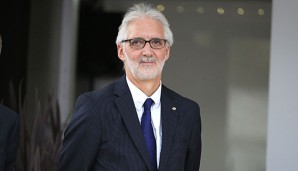 Brian Cookson will die Vorwürfe gegen den Radsport-Weltverband aufklären