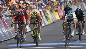 Simon Gerrans (r.) hat die dritte Etappe der Tour Down Under gewonnen