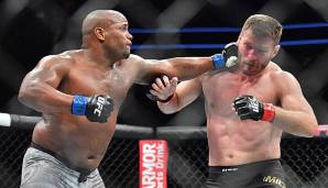 Daniel Cormier und Stipe Miocic stehen sich im Kampf um die UFC Championship im Schwergewicht gegenüber.