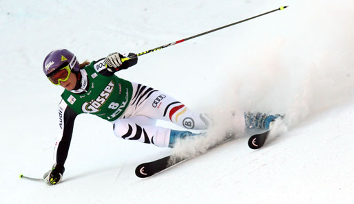 Maria Höfl-Riesch fuhr bei der Abfahrt von Cortina d'Ampezzo auf den dritten Platz