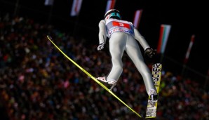 Der Schweizer Simon Ammann gewann das erste Springen in Oberstdorf