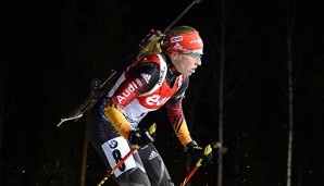 Franziska Hildebrand hält die deutsche Fahne im Moment hoch