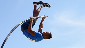 Raphael Holzdeppe wurde 2013 Weltmeister im Stabhochsprung