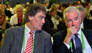 WADA-Generaldirektor David Howman (l.) war nach Bekanntgabe des neuen Dopinmittels schockiert