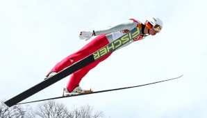 Eric Frenzel geht als Führender in den abschließenden Langlauf.