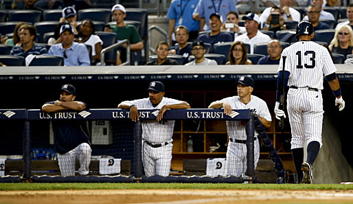 Strike three called! Alex Rodriguez (r.) auf dem Weg zur Bank