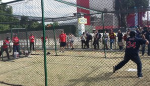 Eine der Hauptattraktionen des Abends: Der Batting Cage