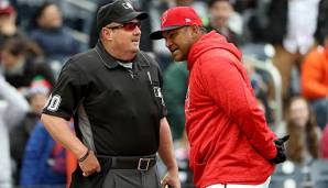 Dave Martinez (r.) war nicht mit der Ejection von Anthony Rendon einverstanden.