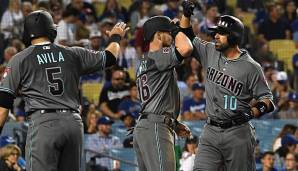 Deven Marrero (r.) feierte einen Homerun, der am Ende doch nicht zählte.