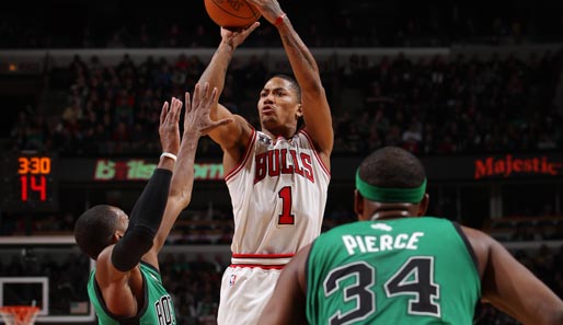 Bulls-Spielmacher Derrick Rose war dermaßen gut drauf, da kam selbst Rajon Rondo nicht hinterher