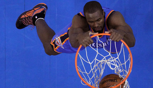 Thunder-Big-Man Serge Ibaka lieferte sich mit Clippers-Star Blake Griffin ein spannendes Duell