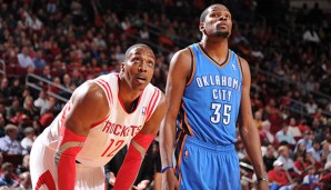 Im Duell der Superstars war Kevin Durant (r.) gegen Dwight Howard mit 36 Punkten der Überlegene