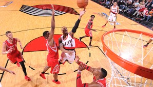 Damian Lillard (M.) und die Portland Trail Blazers konnten sich den Sieg in Spiel 4 sichern