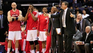 Randy Wittman (r.) neben der Bank der Washington Wizards