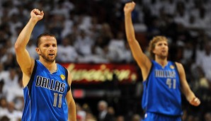 Barea (l.) und Nowitzki besiegten die Miami Heat 2011 und holten so den Titel