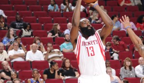 Nach überstandenen Knieproblemen kehrte James Harden (l.) gegen Golden State zurück